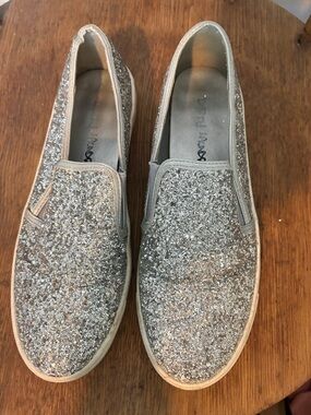 Dirty Laundry Silver Glitter Slip-On Flats